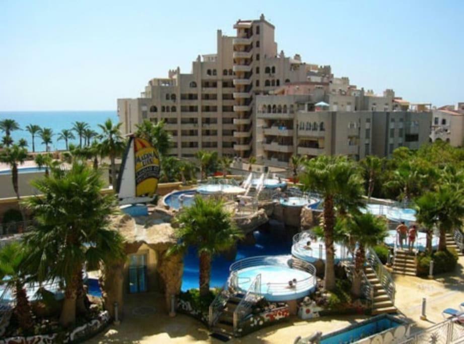 شقة أوروبيسا ذيل مار  في Precioso Apartamento Primera Linea Marina D'Or المظهر الخارجي الصورة